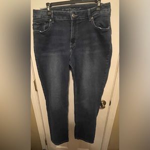 M jeans by Maurice’s high-rise curvy size 16W